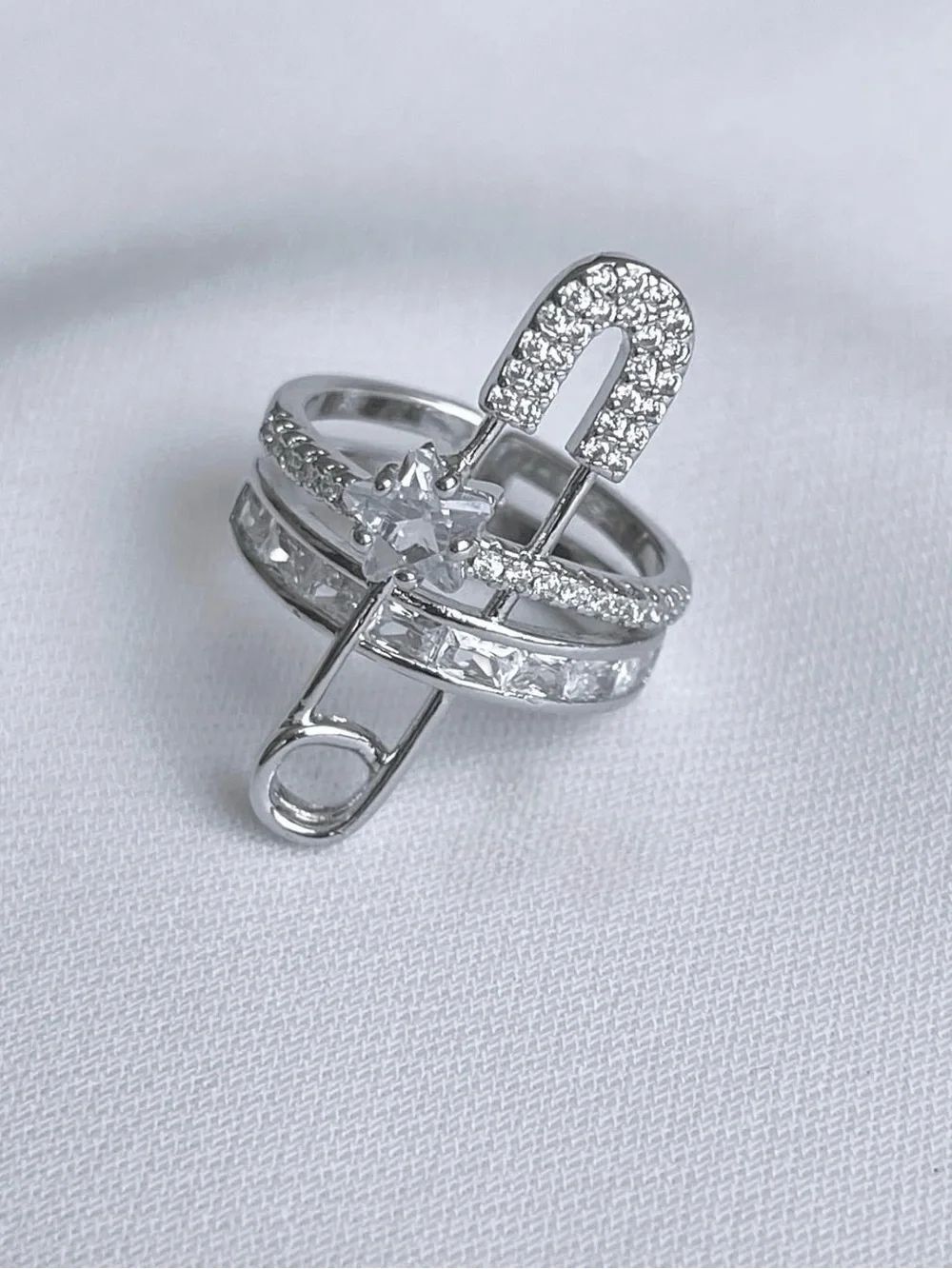 Safety Pin Ring Q1271